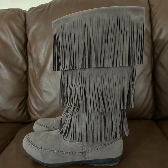 Comfortview Shoes - Comfortview Faux Suede Fringe Pull-On Moccasin Boots, Gray, 11WW